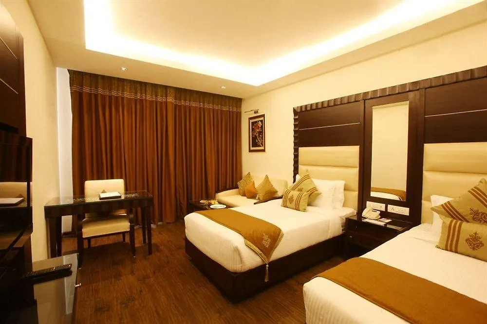 Parkland Grand Kapashera Neu-Delhi Hotel