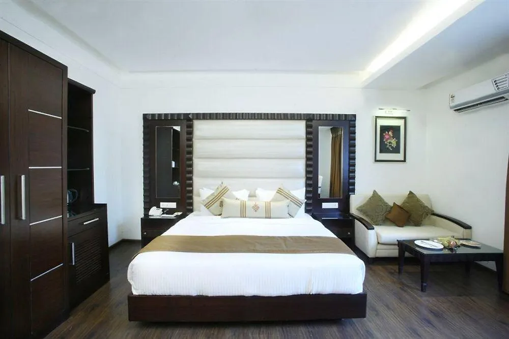 Parkland Grand Kapashera Neu-Delhi