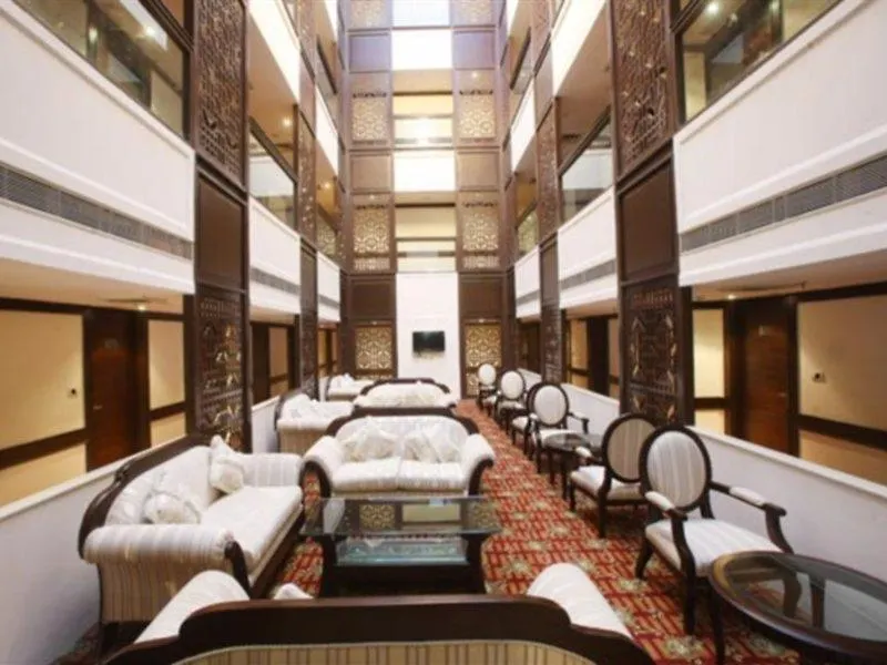 Parkland Grand Kapashera Neu-Delhi Indien