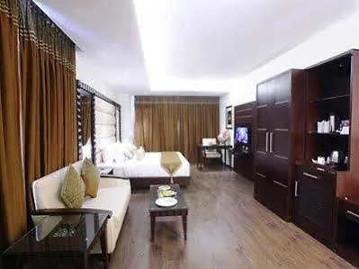 Parkland Grand Kapashera Neu-Delhi Hotel